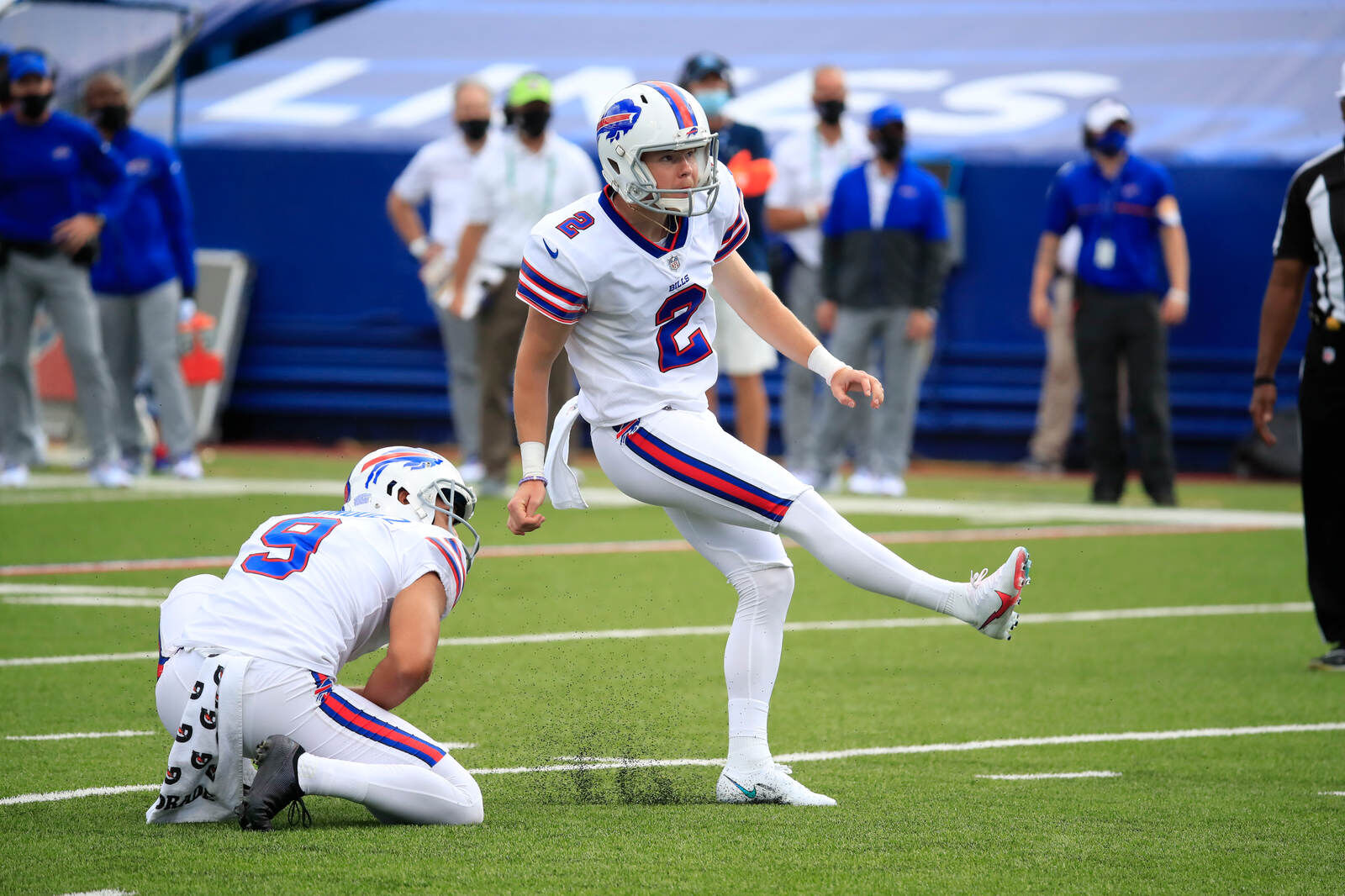 Field goal good